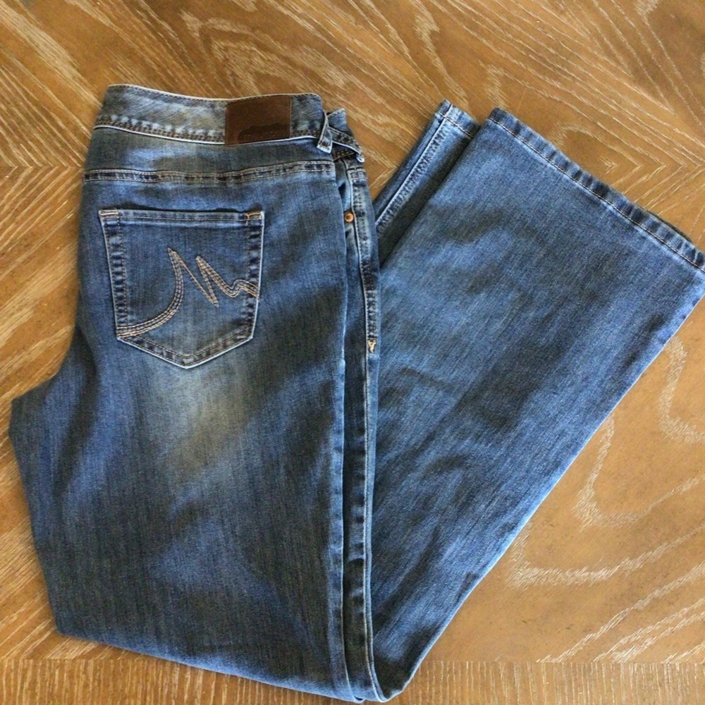 Maurices Womens Mid-rise Denim Straight Fit Jeans Size 13/14 Regular
